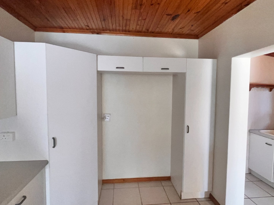 3 Bedroom Property for Sale in Wavecrest Eastern Cape